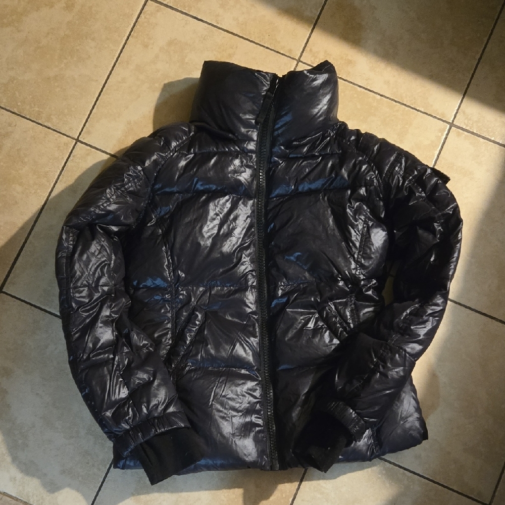 Women's Black Puffer Jacket